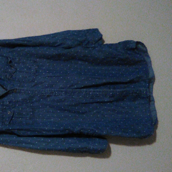 Blouse - Picture 2 of 3